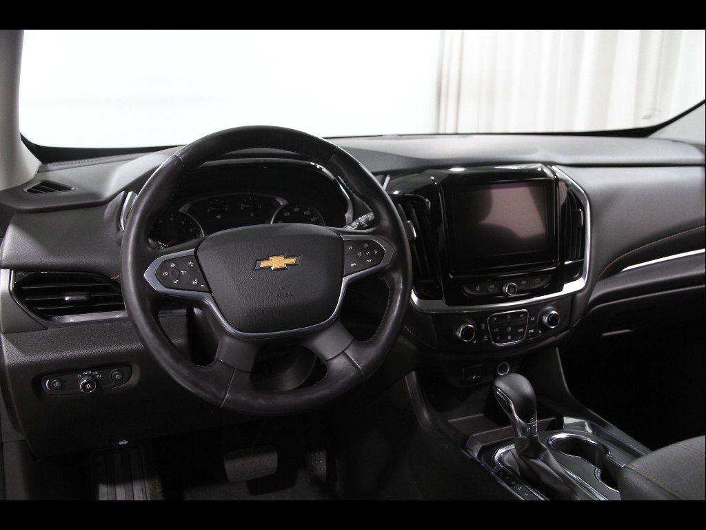 Used 2021 Chevrolet Traverse LT image 6