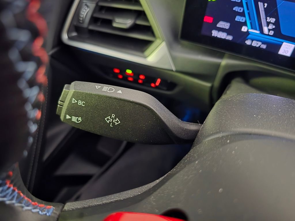 Used 2024 BMW M2 w/ Lighting Package image 19