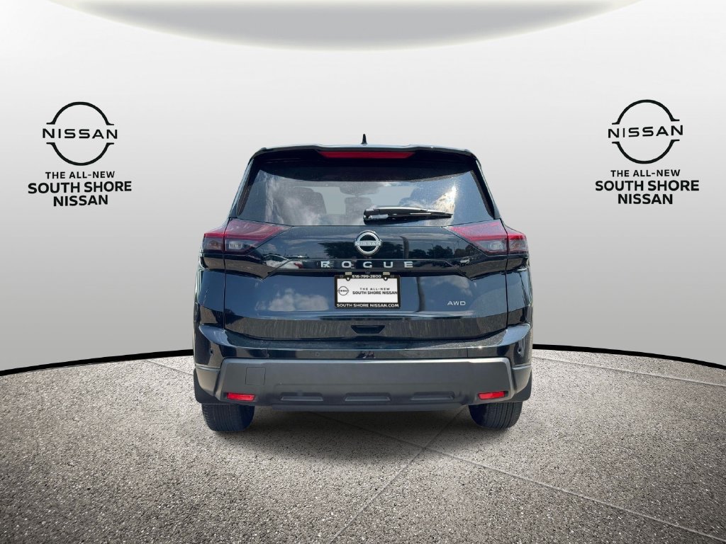 Certified 2026 Nissan Rogue SV AWD/4WD image 6