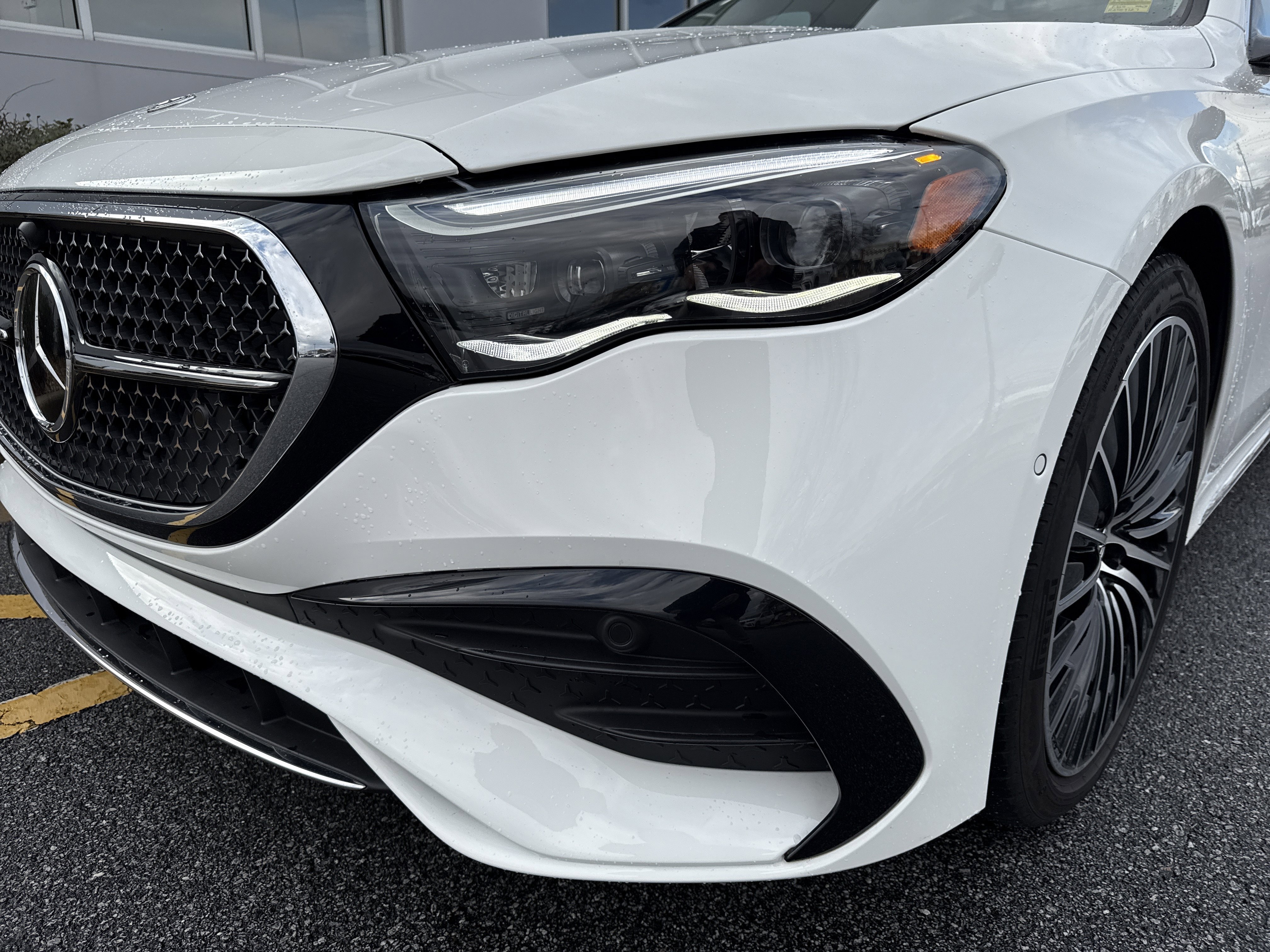 Certified 2024 Mercedes-Benz E 350 4MATIC Sedan image 4