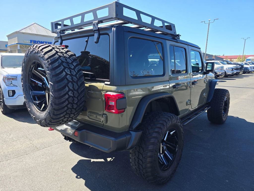 Used 2025 Jeep Wrangler Unlimited Rubicon image 3