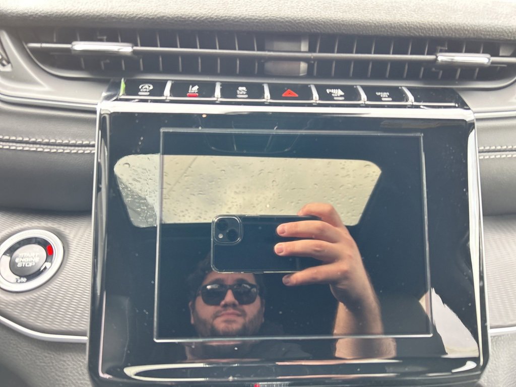 New 2025 Jeep Grand Cherokee 4WD image 11