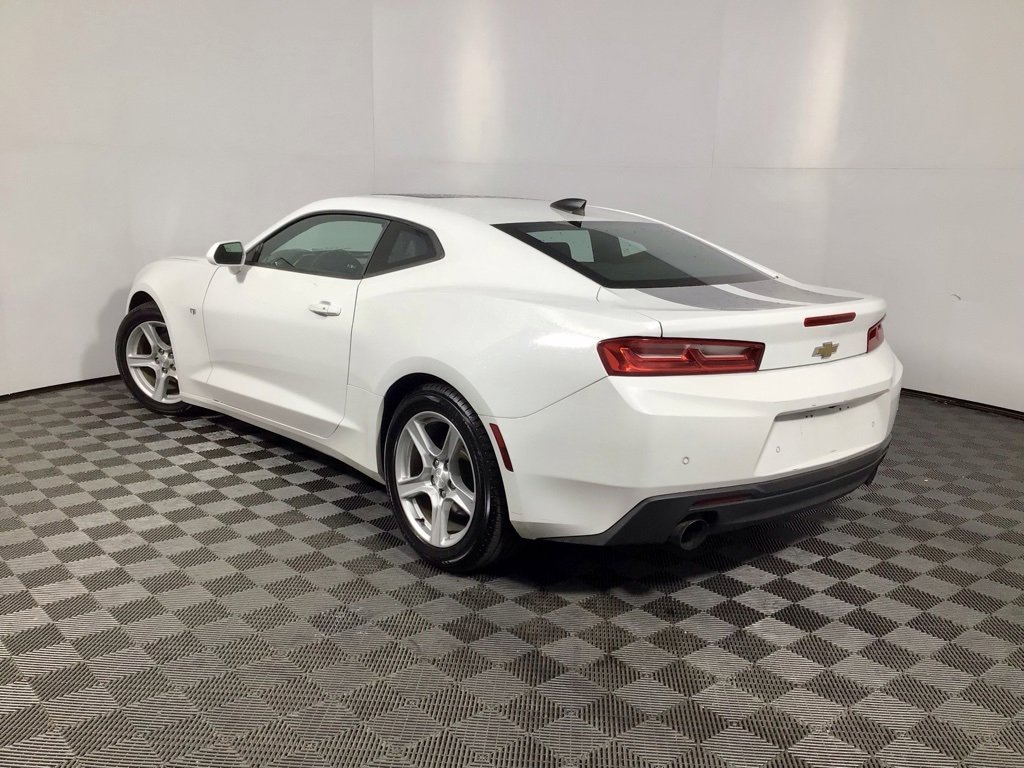 Used 2017 Chevrolet Camaro LT image 7