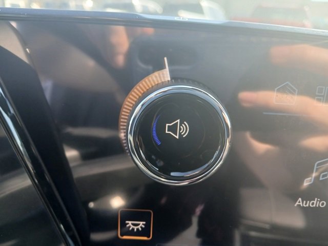 New 2026 Chevrolet Traverse LT w/ Enhanced Driving Package image 30