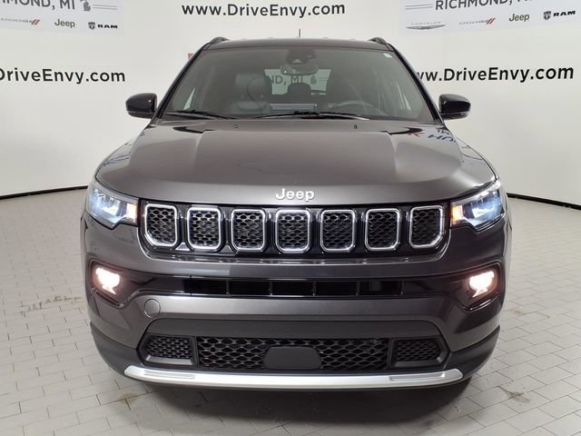 Used 2024 Jeep Compass Limited image 2