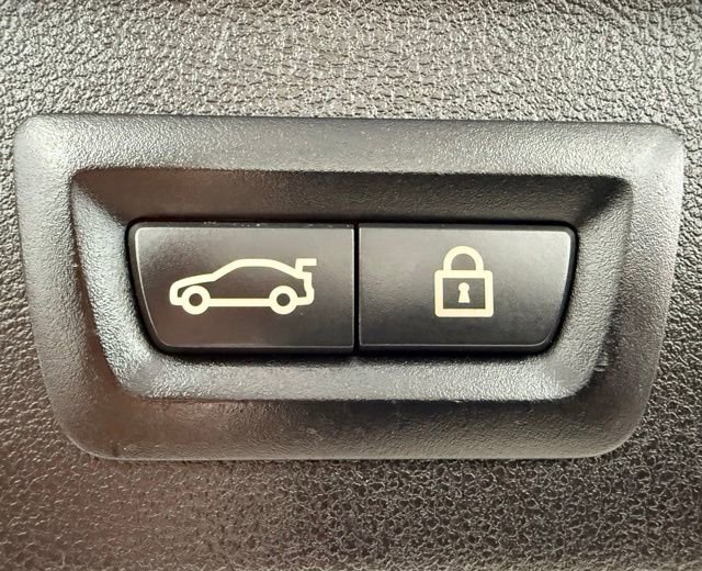 Used 2020 BMW X3 xDrive30i w/ Premium Package image 14