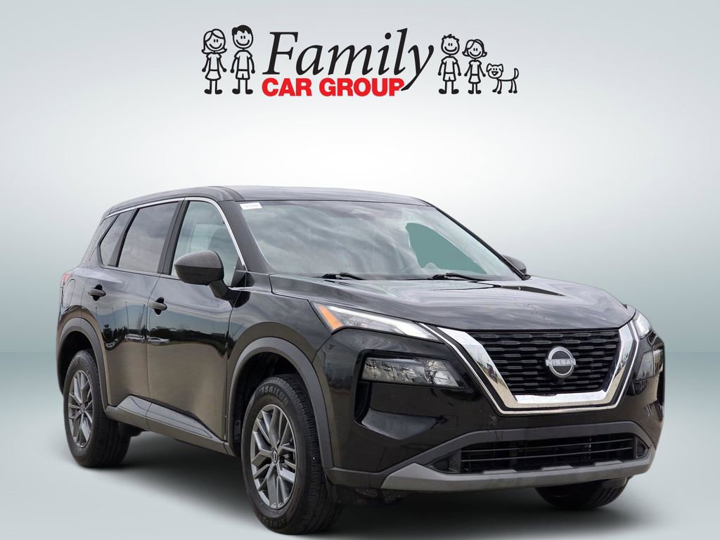 Used 2023 Nissan Rogue S FWD image 2