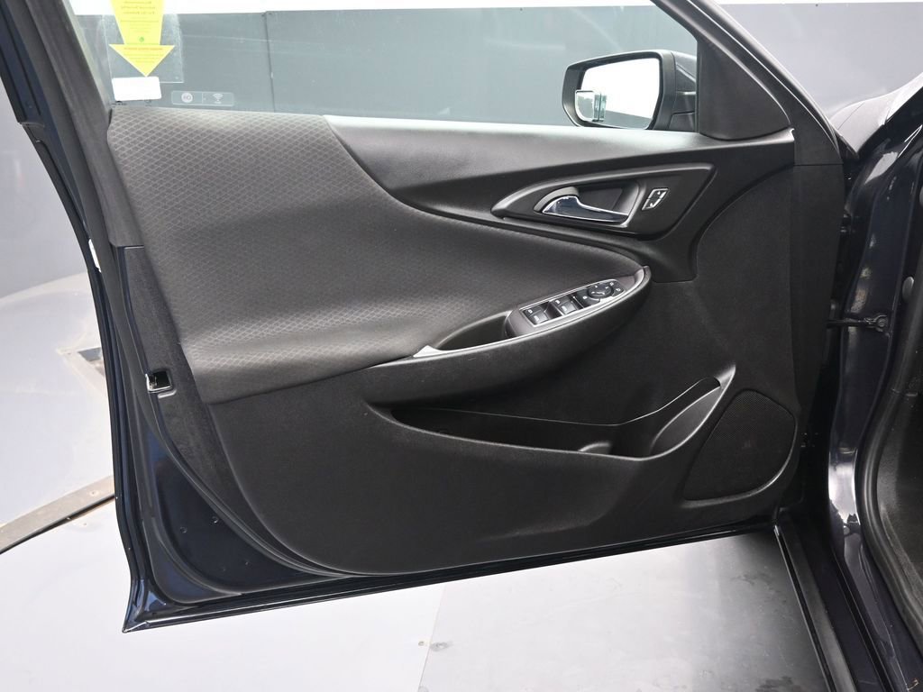 Used 2023 Chevrolet Malibu LT image 22