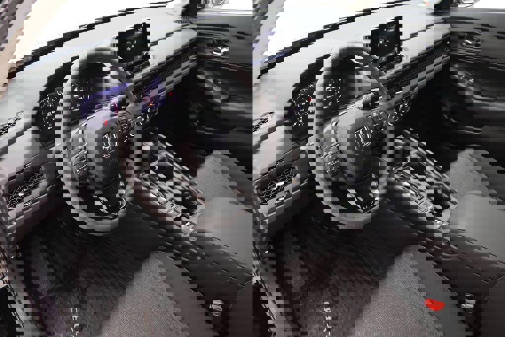 Used 2025 Honda Accord SE image 14