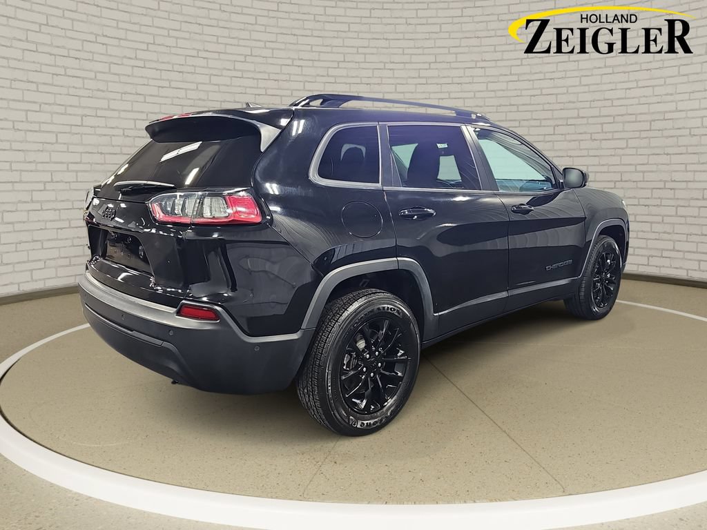 Used 2023 Jeep Cherokee Altitude Lux AWD/4WD image 5