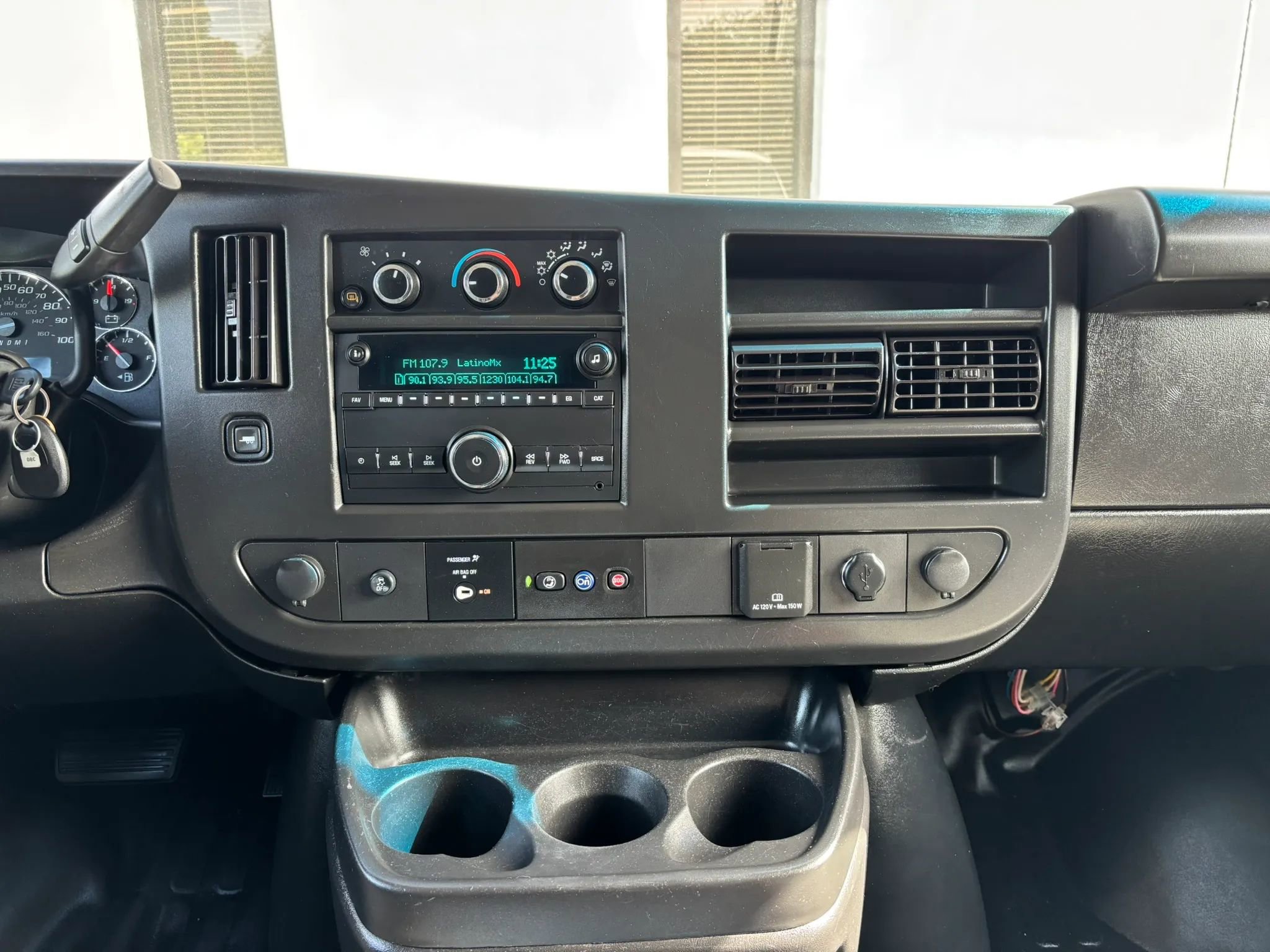 Used 2023 Chevrolet Express 2500 w/ Driver Convenience Package RWD image 33