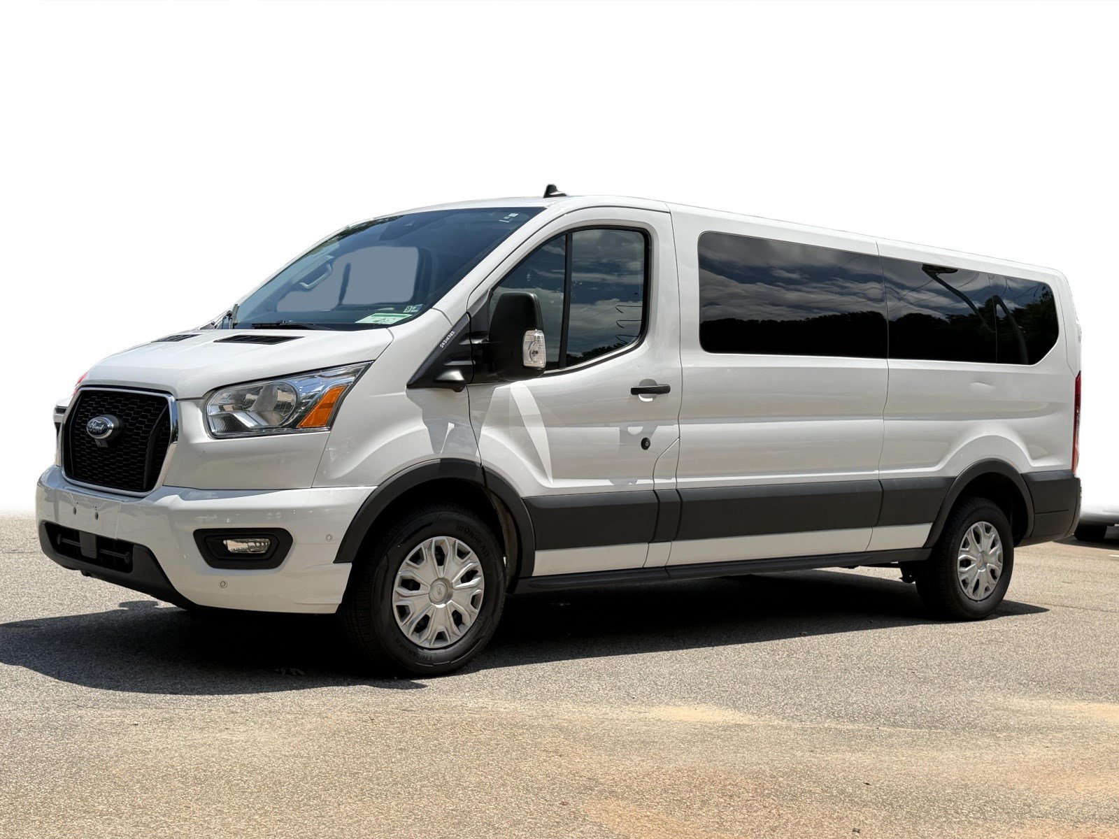 Used 2022 Ford Transit 350 XLT RWD image 16
