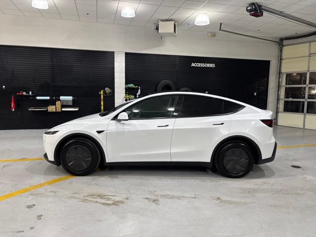 Used 2026 Tesla Model Y Long Range AWD/4WD image 5