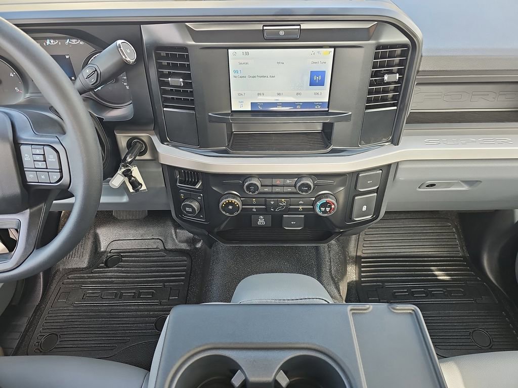New 2026 Ford F550 4x4 Regular Cab Super Duty image 19
