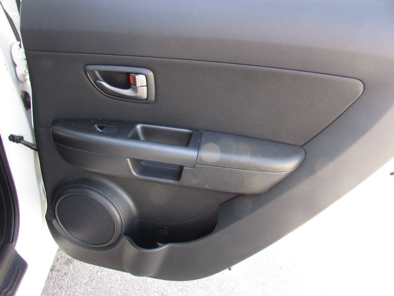 Used 2011 Kia Soul + w/ Audio Pkg FWD image 41