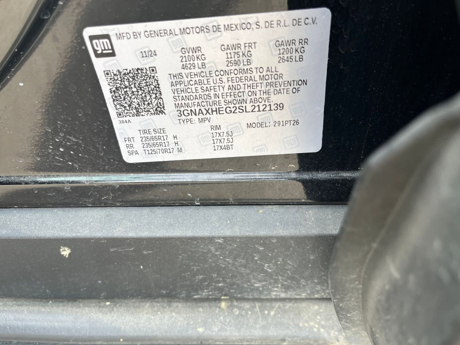 Used 2025 Chevrolet Equinox LT FWD image 38