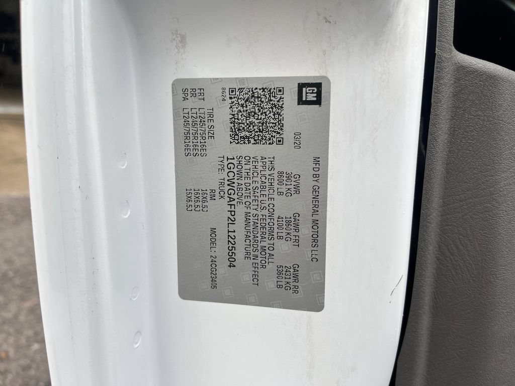 Used 2020 Chevrolet Express 2500 w/ Driver Convenience Package RWD image 36