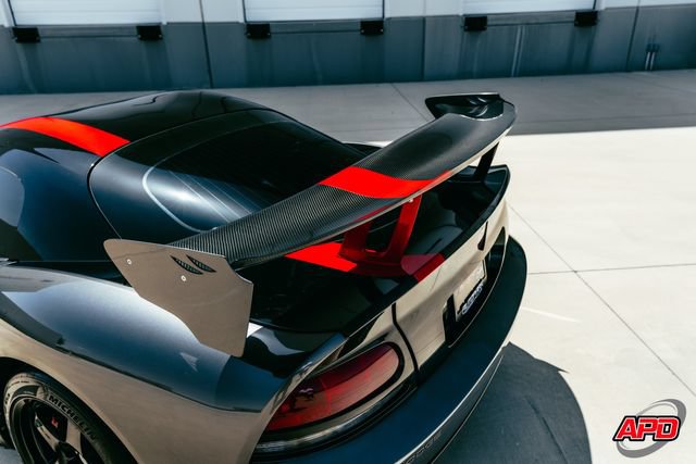Used 2010 Dodge Viper ACR RWD image 36