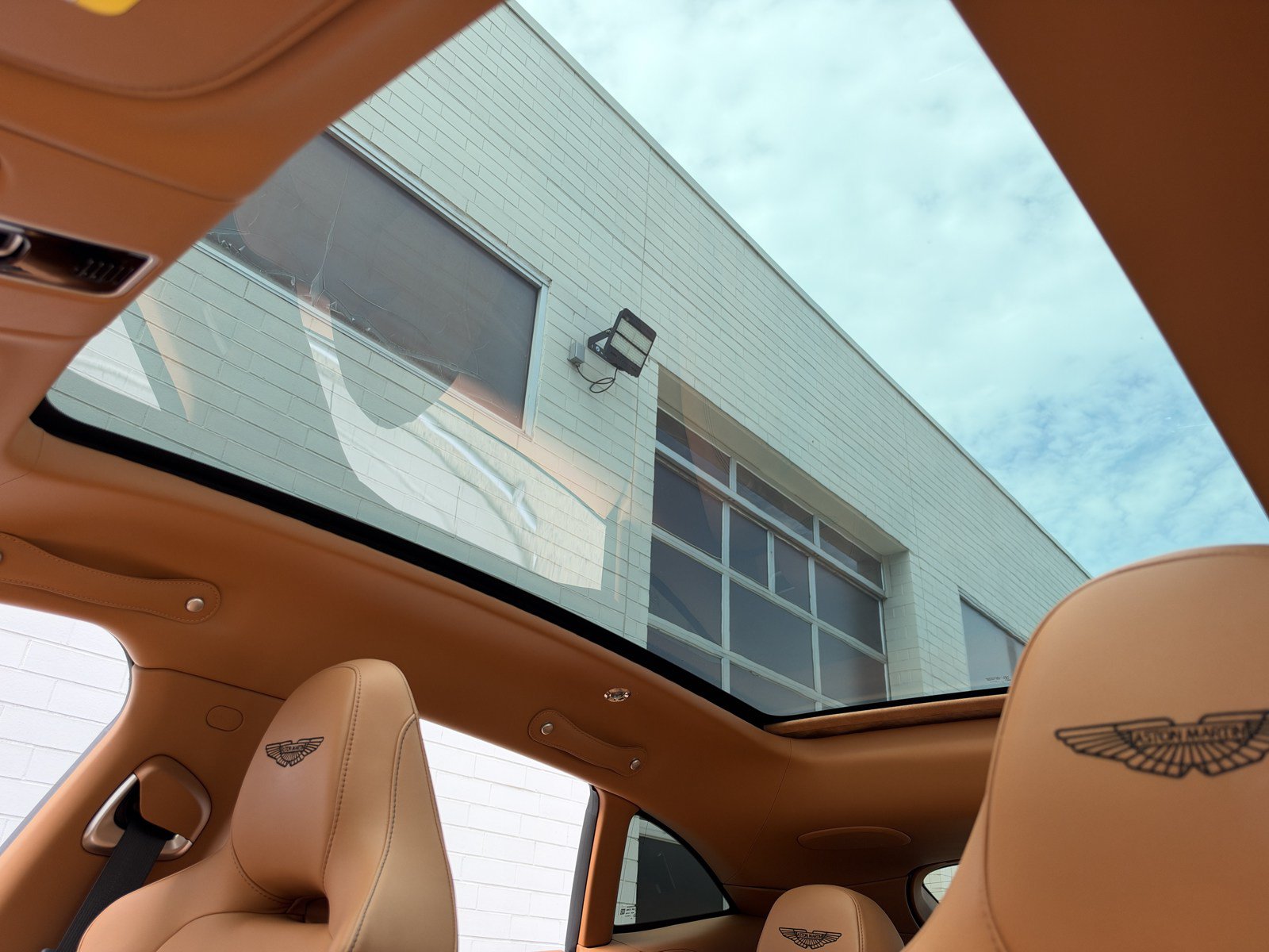 Used 2023 Aston Martin DBX 707 AWD/4WD image 38