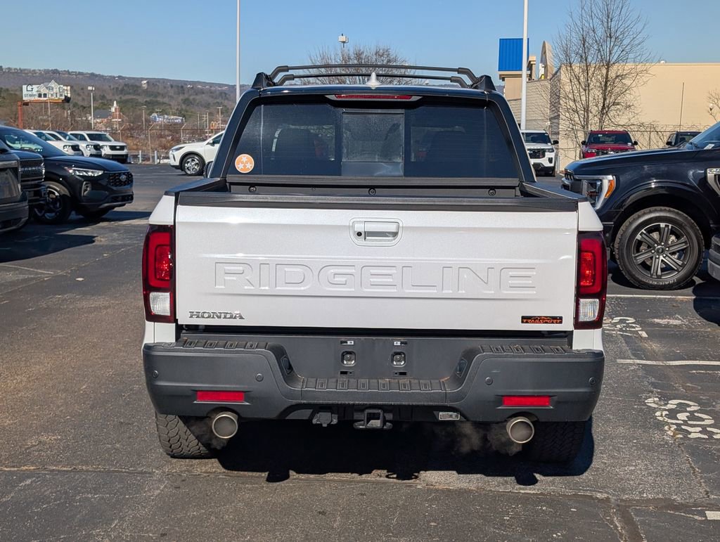 Used 2025 Honda Ridgeline TrailSport image 6