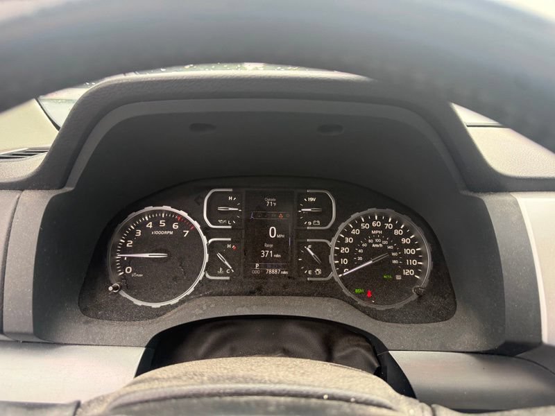 Used 2020 Toyota Tundra Platinum AWD/4WD image 8