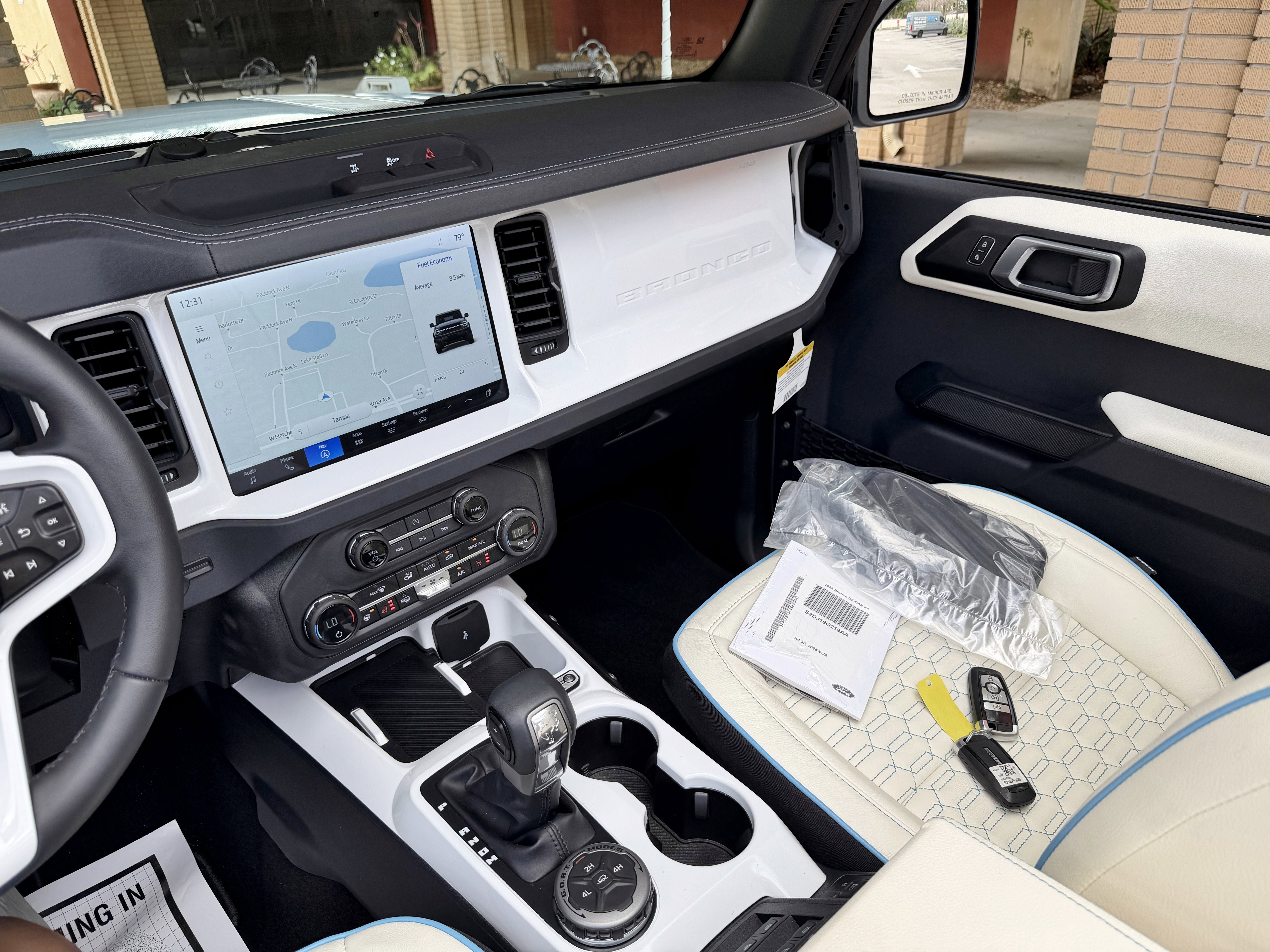 Used 2025 Ford Bronco Outer Banks AWD/4WD image 30