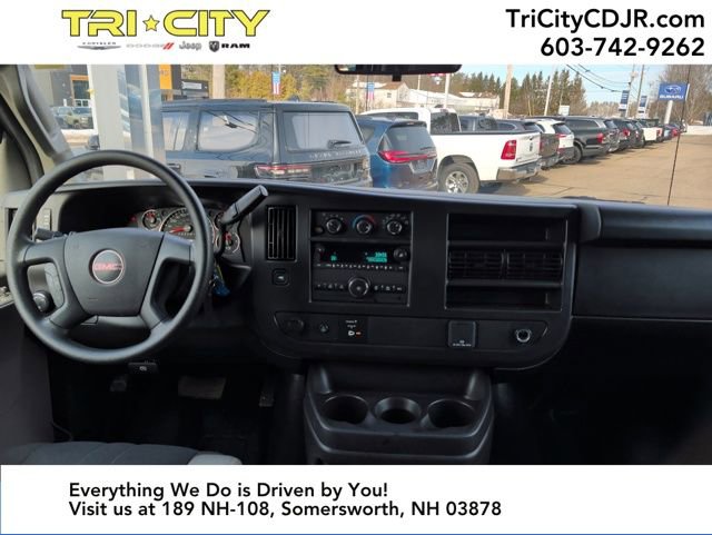 Used 2024 GMC Savana 2500 w/ Driver Convenience Package image 16