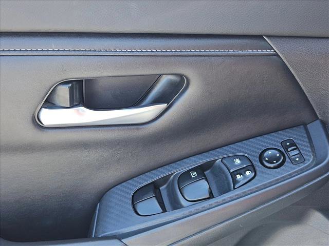 Used 2020 Nissan Sentra SV FWD image 28