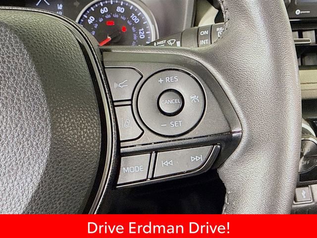 Certified 2022 Toyota RAV4 XLE Premium image 14