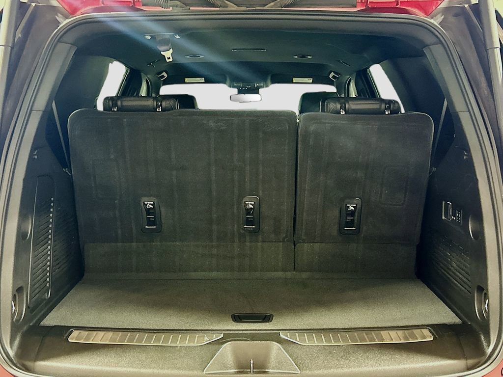 Used 2025 Chevrolet Tahoe RST w/ Comfort Package RWD image 24