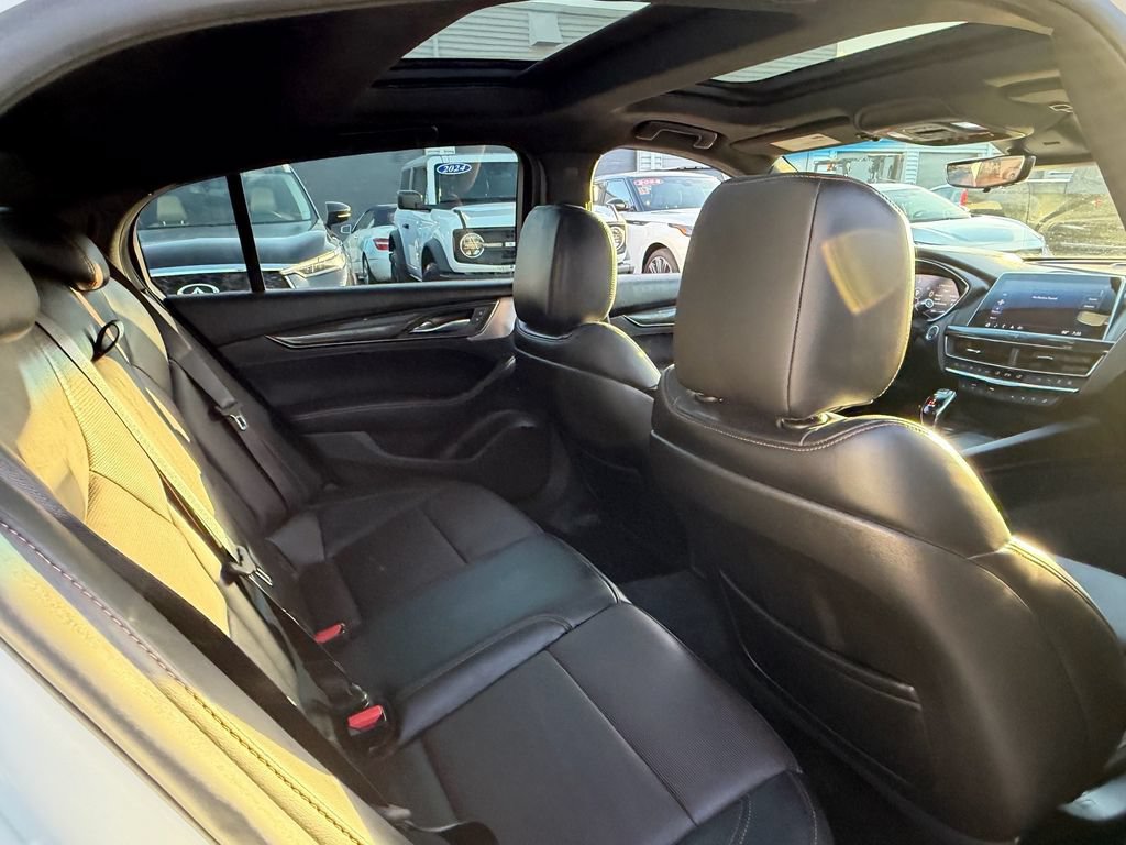 Used 2022 Cadillac CT5 Sport w/ Parking Package AWD/4WD image 18