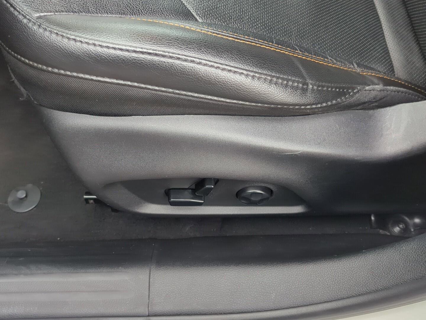 Used 2021 Jeep Compass Limited image 14