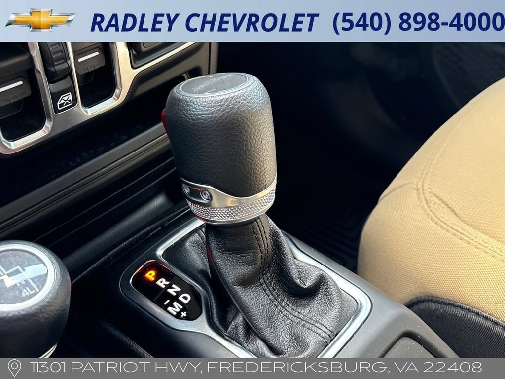 Used 2021 Jeep Gladiator Sport AWD/4WD image 10