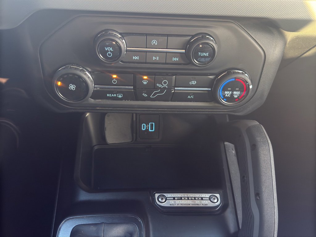 Used 2023 Ford Bronco Big Bend w/ Sasquatch Package image 18