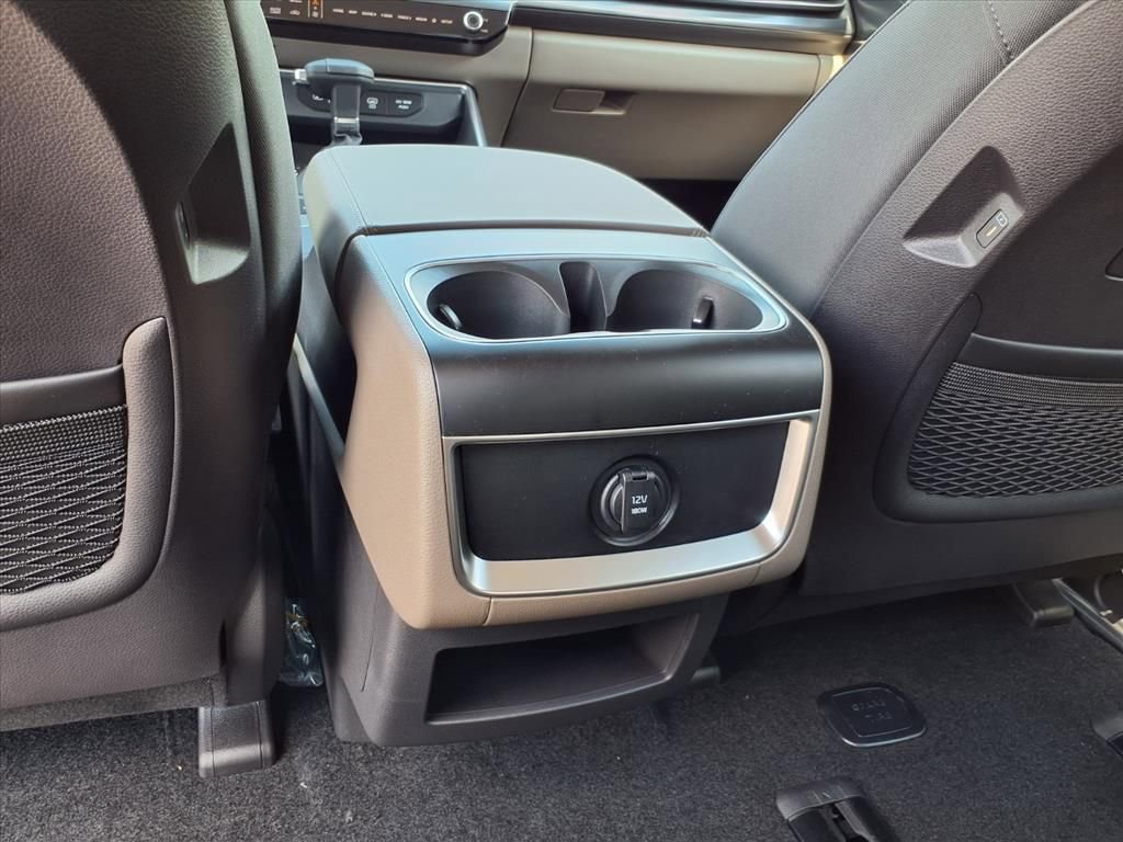 New 2026 Kia Carnival LX image 24