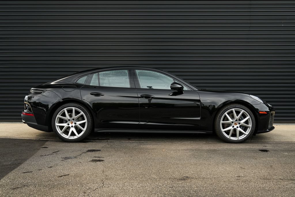 New 2026 Porsche Panamera 4 AWD/4WD image 35
