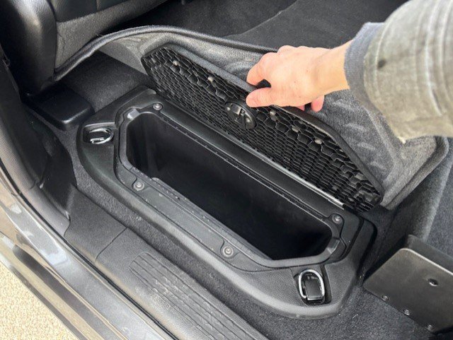 Used 2025 RAM 1500 Laramie w/ Sport Appearance Package image 32