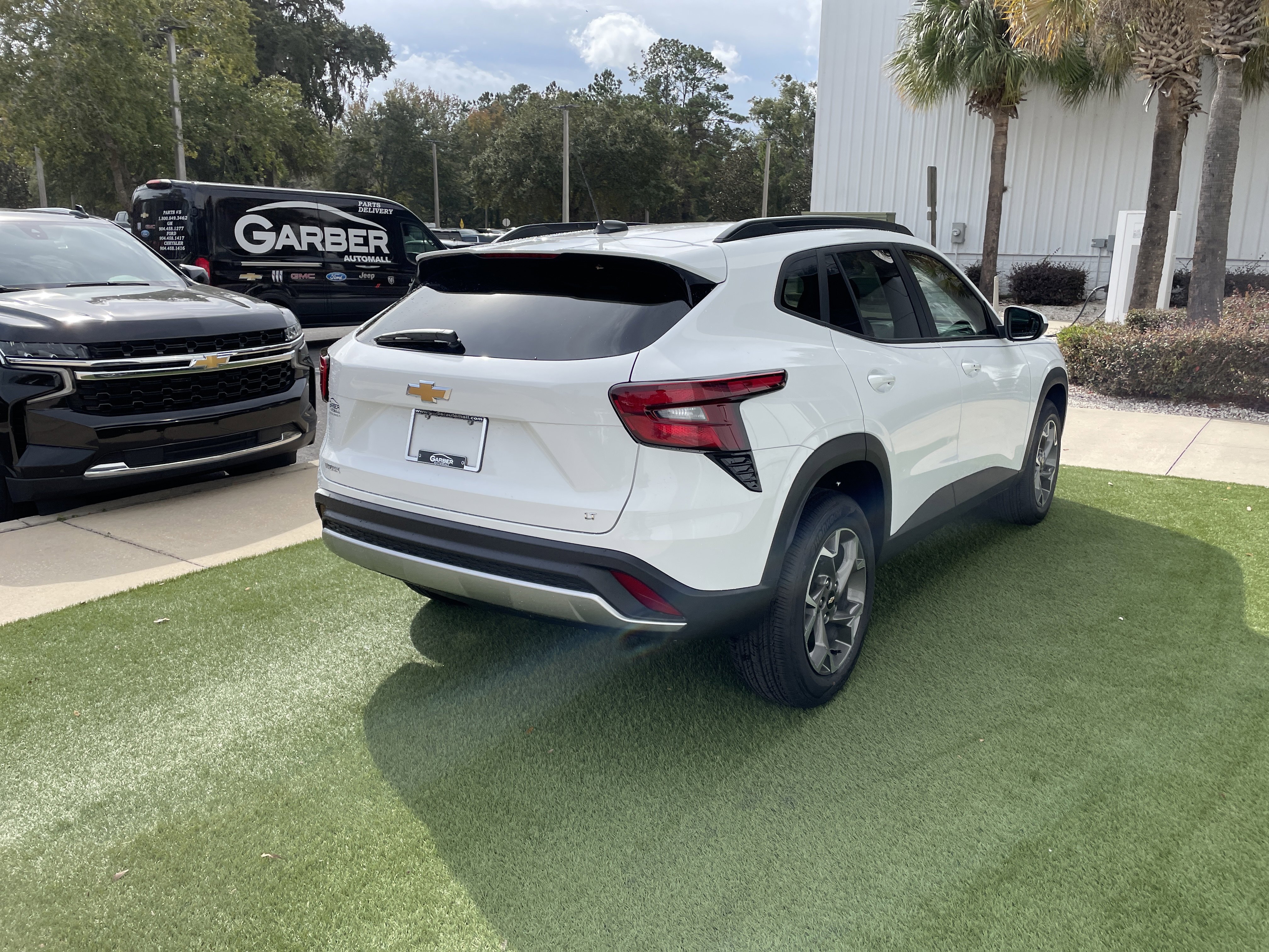 New 2025 Chevrolet Trax LT w/ Driver Confidence Package image 7