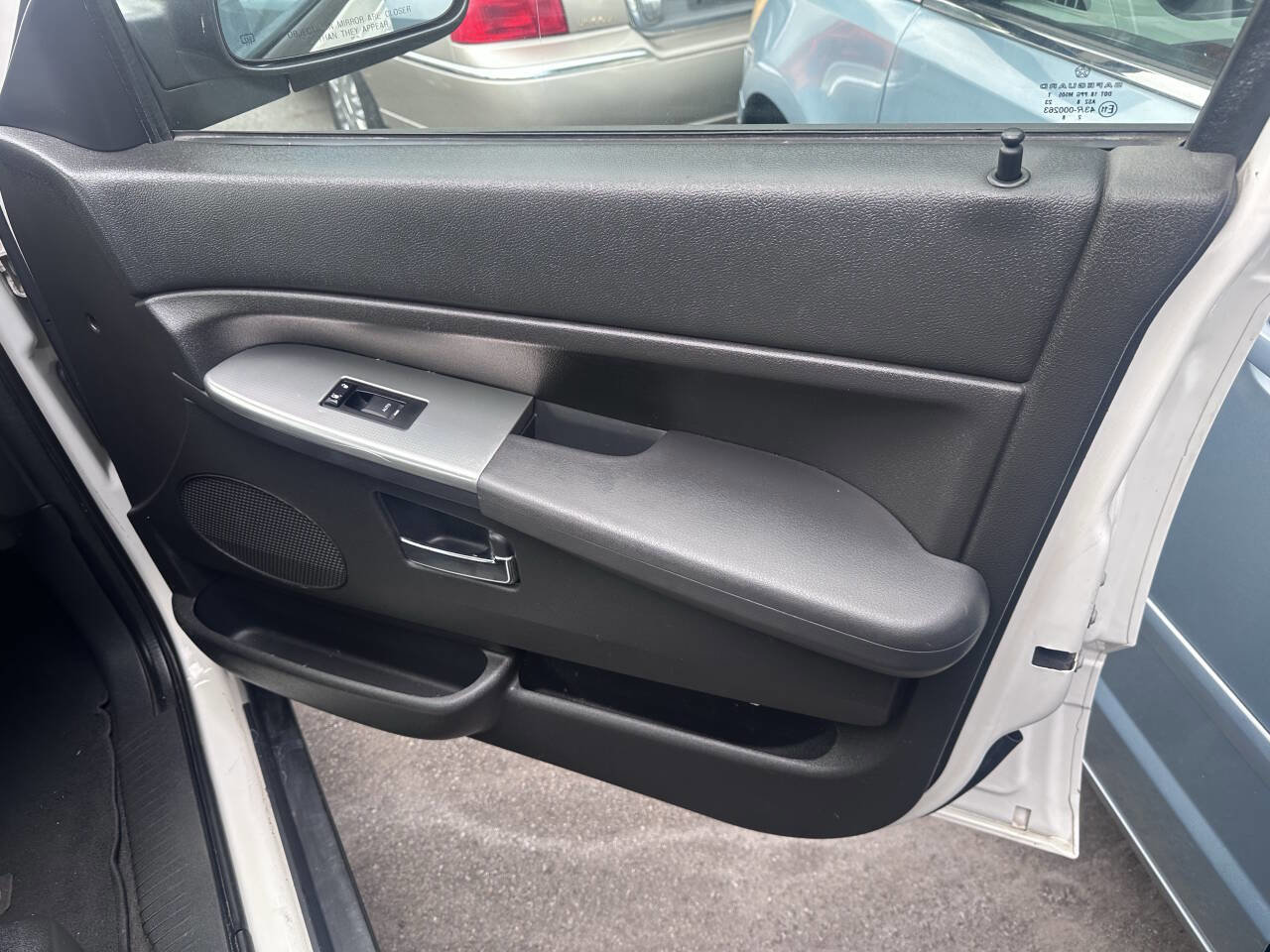 Used 2009 Jeep Grand Cherokee Laredo image 22