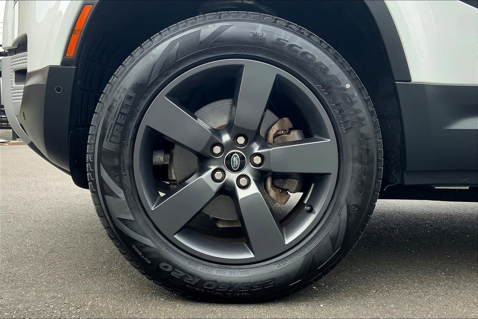 Used 2022 Land Rover Defender 110 S image 10