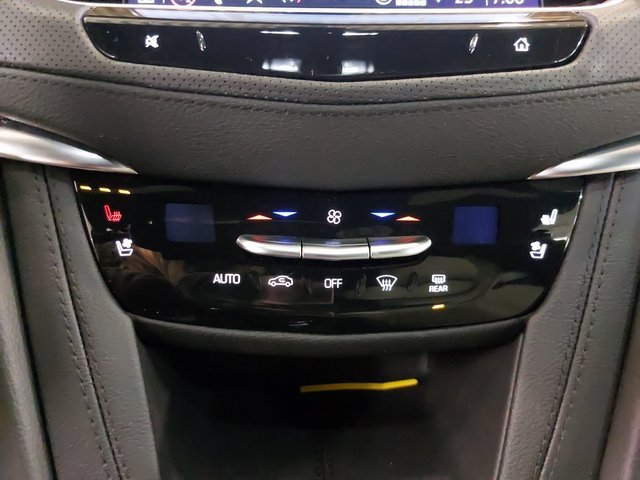 Used 2025 Cadillac XT5 Sportv w/ LPO, Floor Liner Package image 23