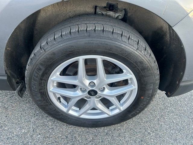 Used 2023 Ford Edge SEL w/ Convenience Package image 11