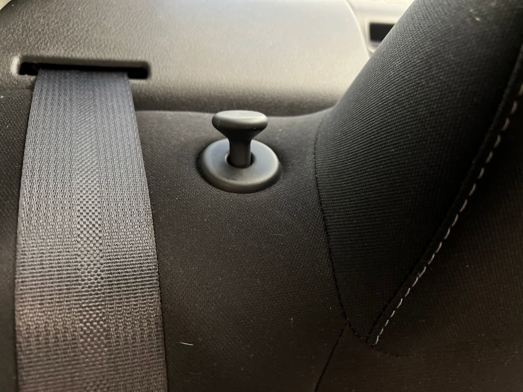 Used 2025 Nissan Sentra SV FWD image 18