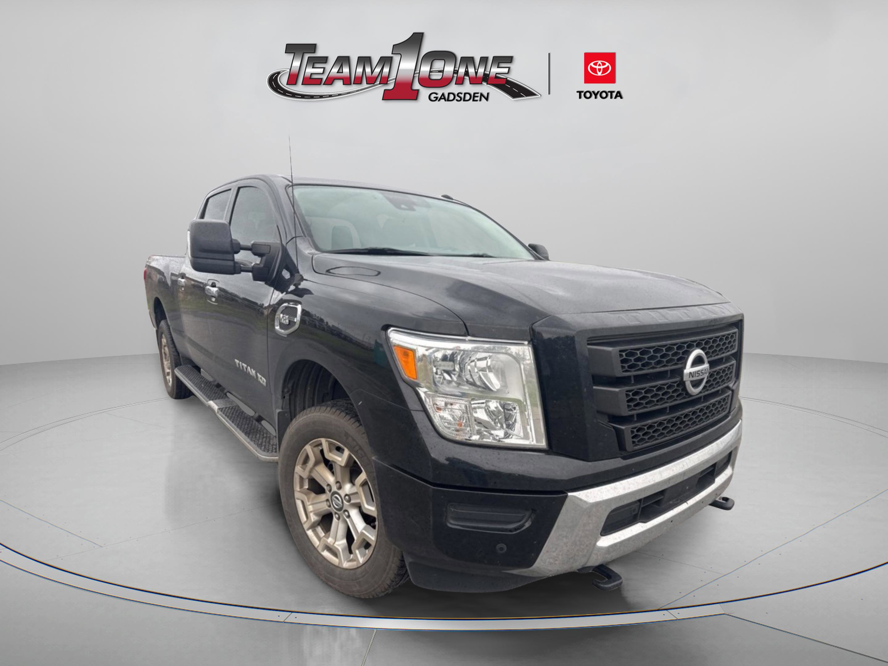 Used 2020 Nissan Titan SV w/ SV Convenience Package image 12