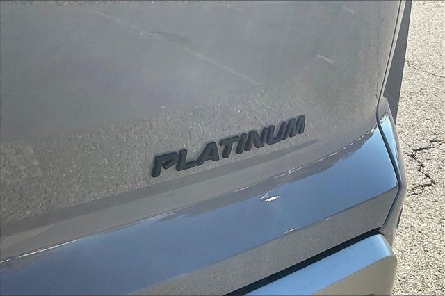 Certified 2023 Nissan Pathfinder Platinum w/ Lighting Package (N93) image 8