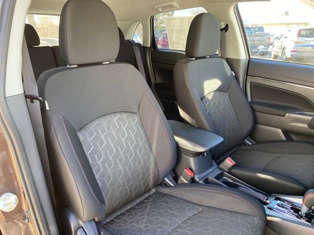 New 2026 Mitsubishi Outlander Sport LE image 9