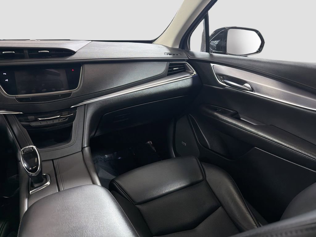 Used 2019 Cadillac XT5 Premium Luxury w/ Driver Assist Package AWD/4WD image 27