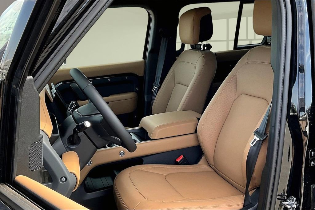 New 2026 Land Rover Defender 110 X-Dynamic SE AWD/4WD image 9