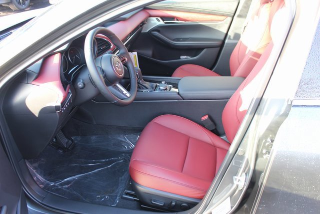 New 2026 MAZDA MAZDA3 Hatchback w/Premium Plus Pkg image 12