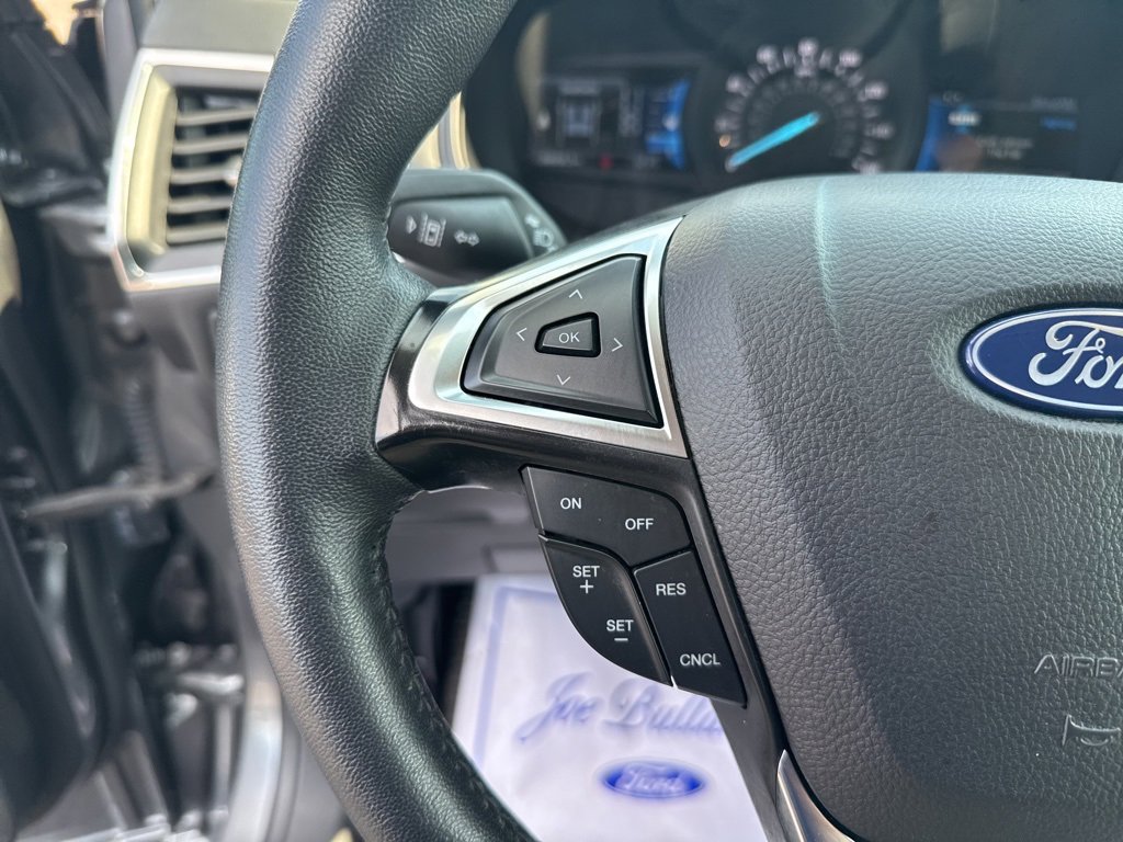 Used 2024 Ford Edge Titanium image 29